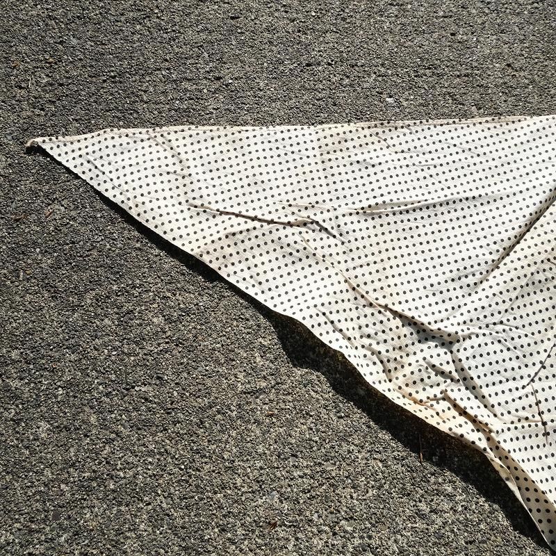 ANTIQUE DOT SCARF