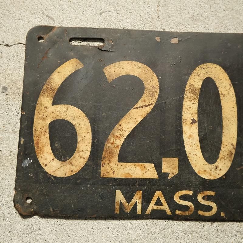 1919 MASSACHUSETTS CAR LICENSE PLATE