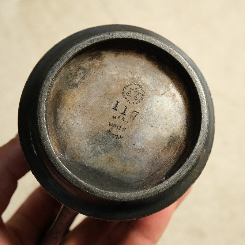 MIDDLETOWN PLATE Co. METAL CUP