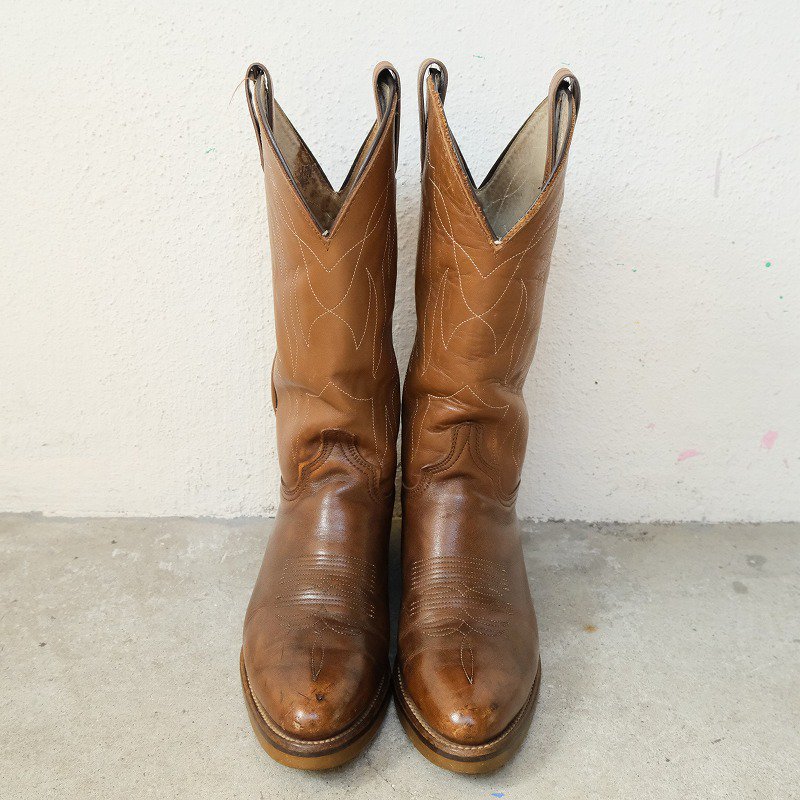 VINTAGE WESTERN BOOTS (8D)