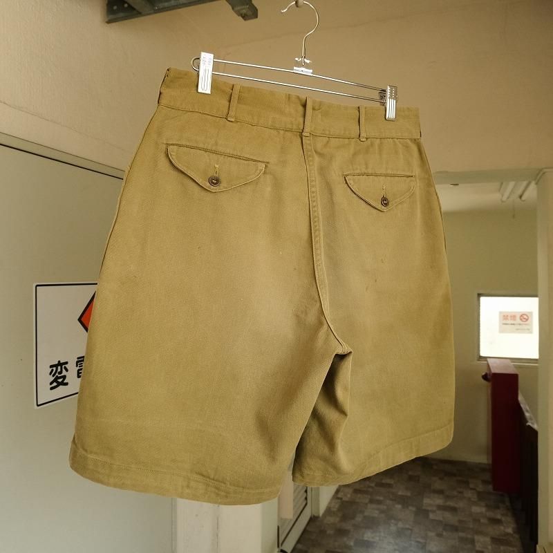 B.S.A. CHINO SHORTS