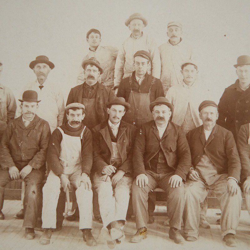 ANTIQUE WORKER PHOTO