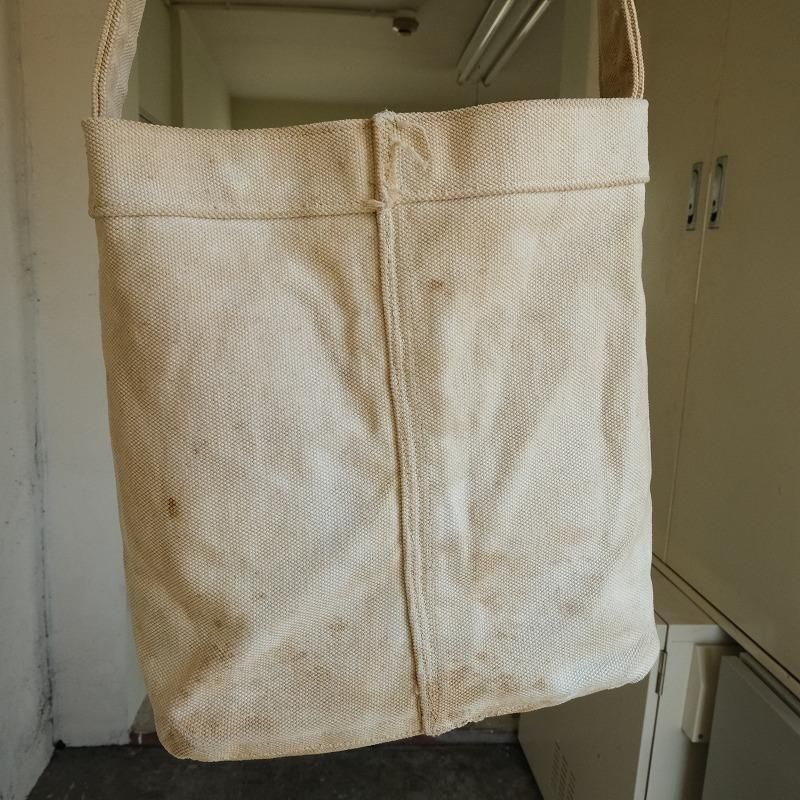 CANVAS SHOULDER BAG