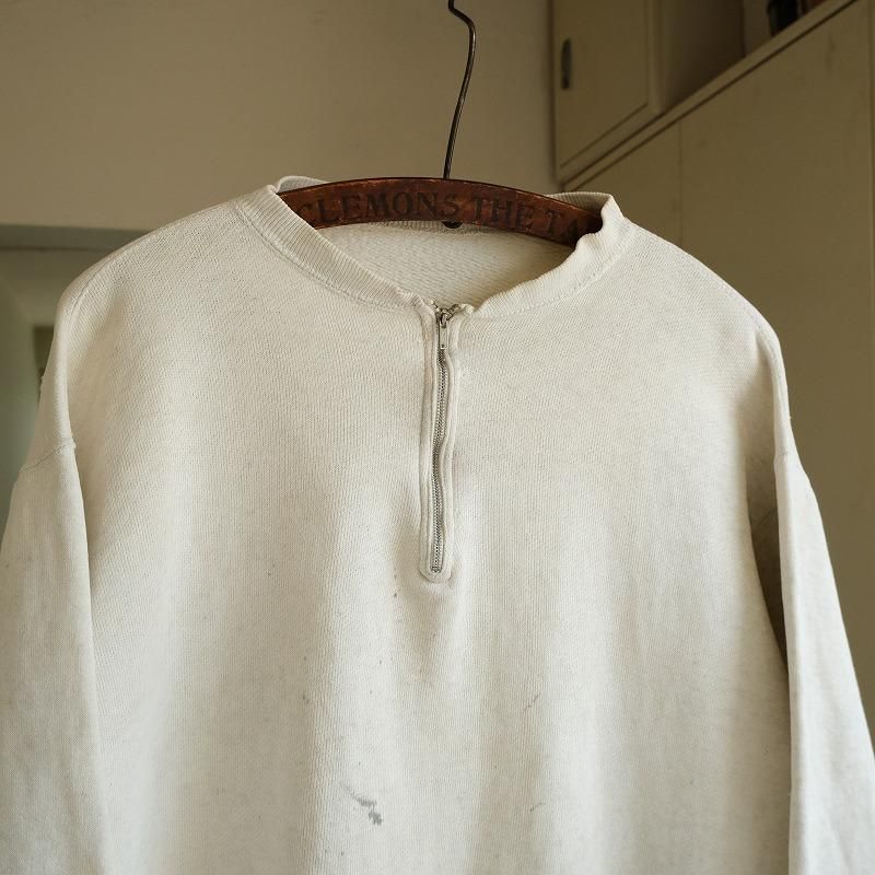 HALF ZIP SWEAT SHIRT