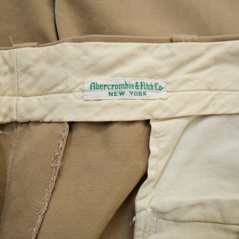ABERCROMBIE & FITCH CO. CHINO TROUSERS
