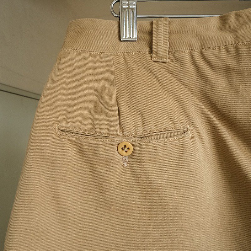 ABERCROMBIE & FITCH CO. CHINO TROUSERS