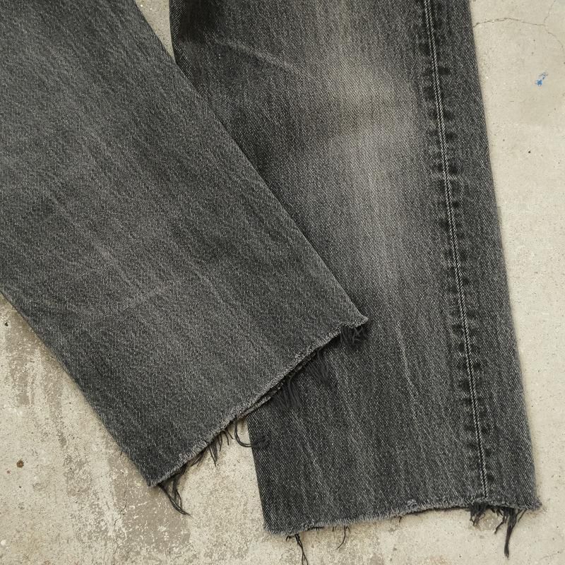 LEVI'S 501 CUT OFF BLACK DENIM PANTS