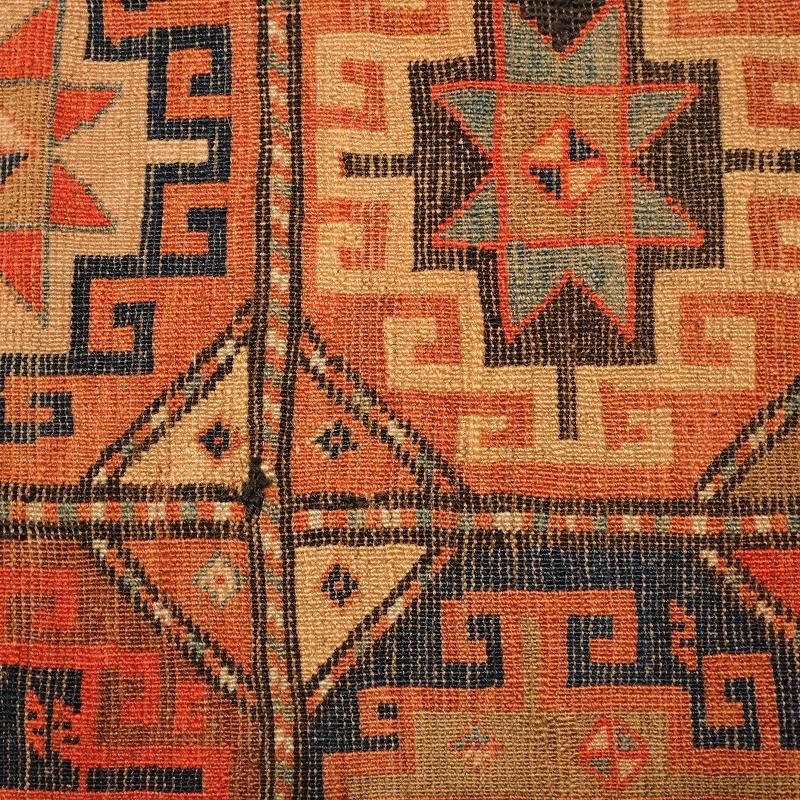 1900's ANTIQUE CAUCASIAN RUG