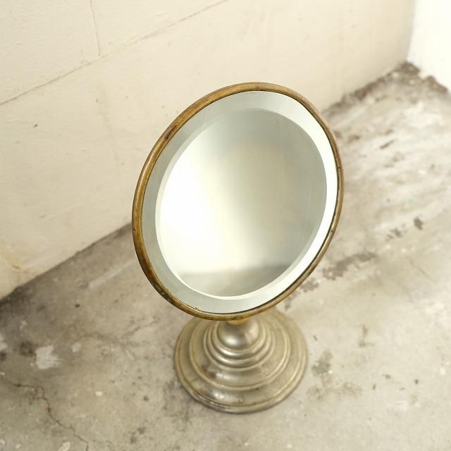 ANTIQUE NIKKEL STAND MIRROR