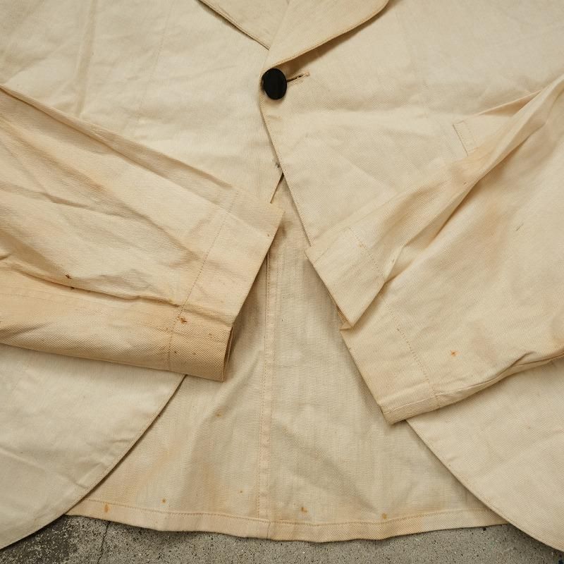 1900's WHITE COTTON SHORT SACK COAT