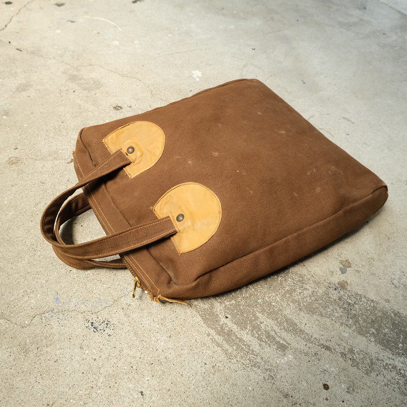 1930's BROWN CANVAS BAG