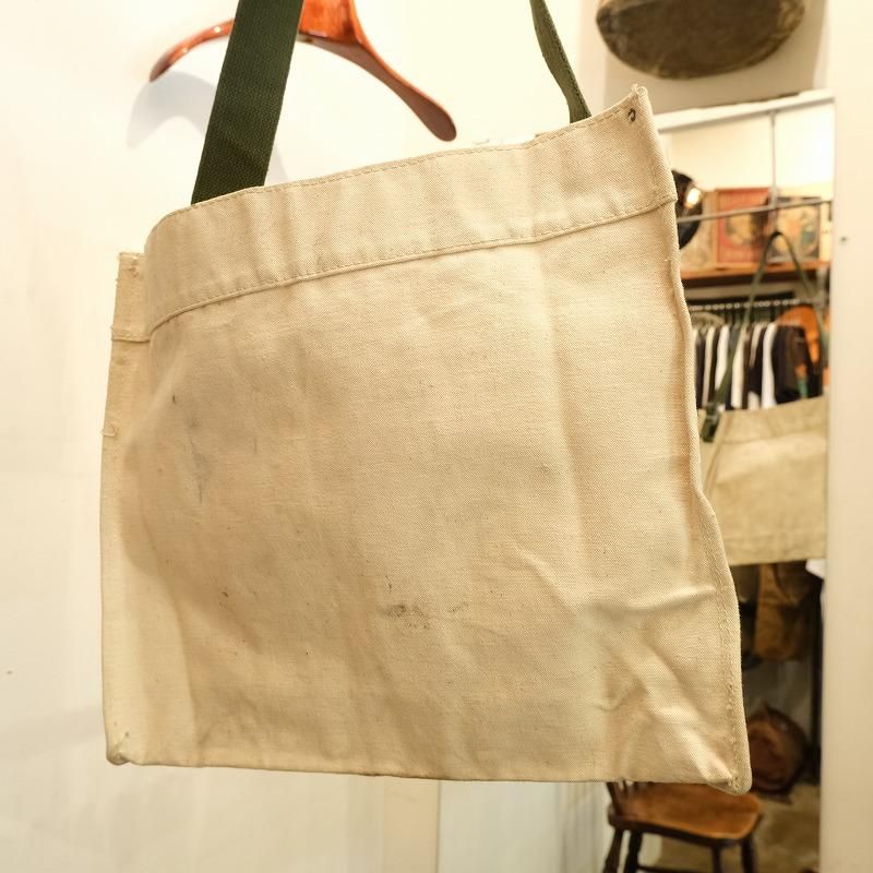 1950's CANVAS SHOULDER BAG