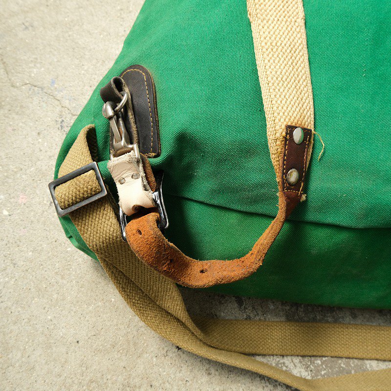 1950's GREEN CANVAS BACK PACK