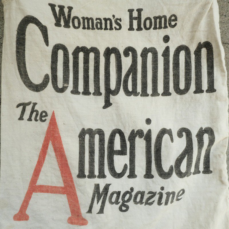 1930's THE AMERICAN MAGAZINE BAG