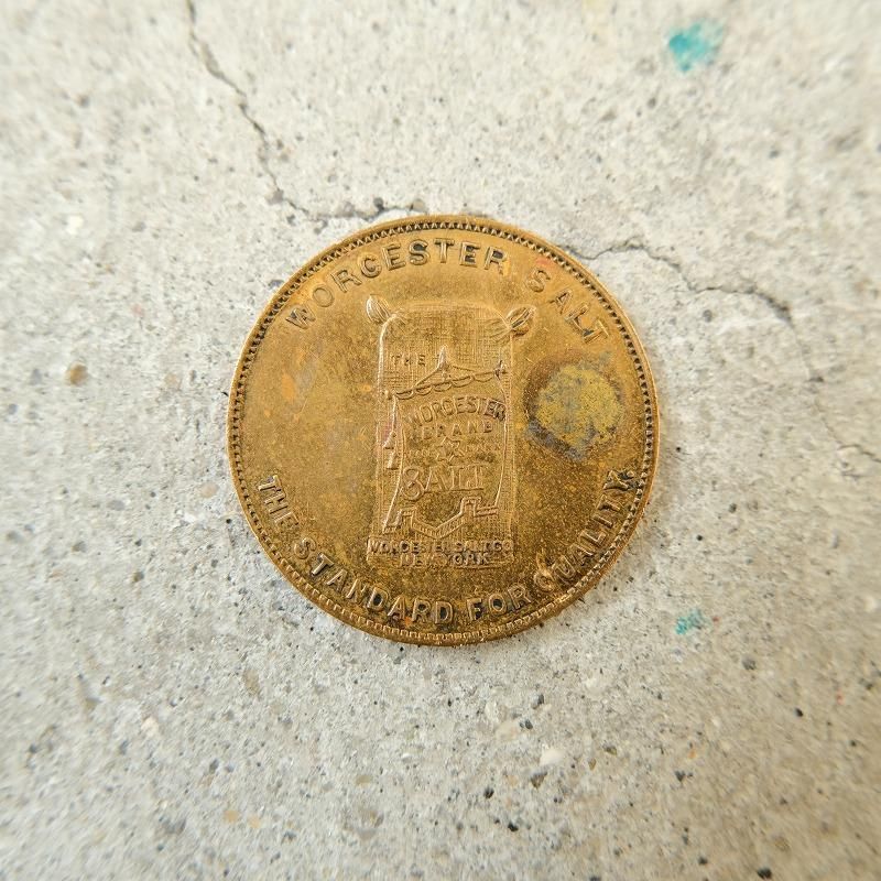 1920's WORCESTER SALT ADVERTISING GOOD LUCK COIN