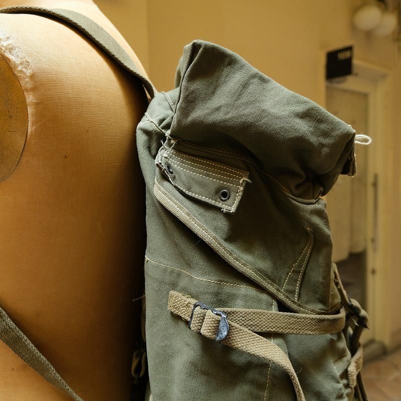 1940's U.S.ARMY M-1943 JUNGLE PACK - Cocky Crew Store 1940's U.S.ARMY M-1943 JUNGLE PACK - Cocky Crew Store