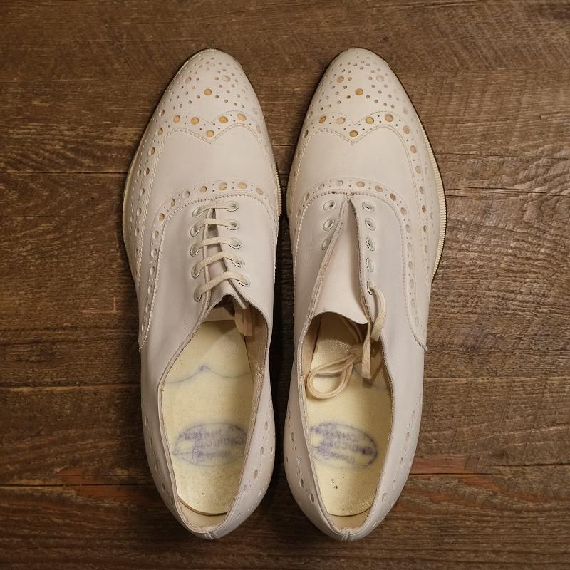 1940's ENDICOTT JOHNSON WHITE WING TIP SHOES