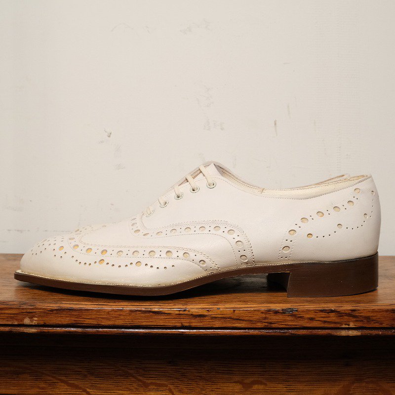 1940's ENDICOTT JOHNSON WHITE WING TIP SHOES