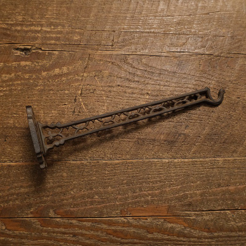 1890's VICTORIAN HOOK