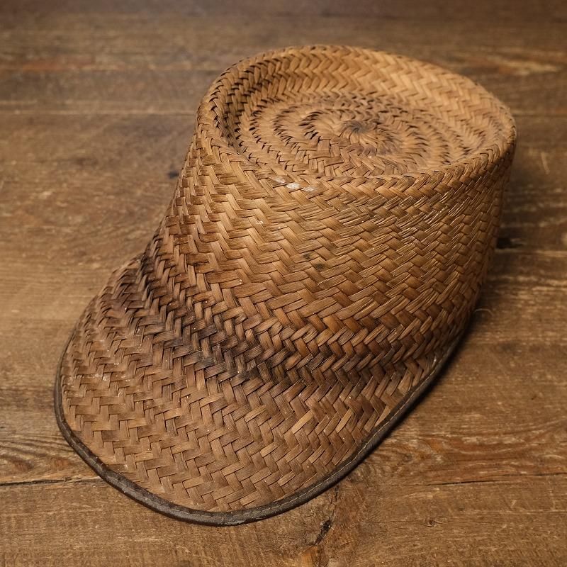 VINTAGE STRAW CAP