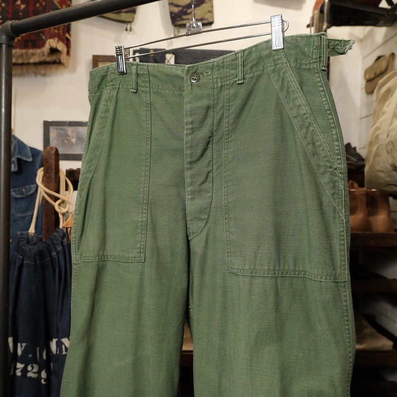 1960's U.S. OG-107 UTILITY TROUSERS - Cocky Crew Store -Antiques & Old  Clothing- 大阪 アメリカ村 アンティーク雑貨&ビンテージ古着