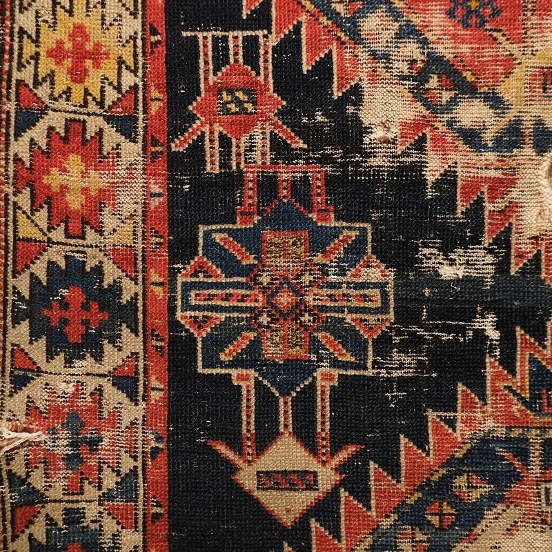 1900's ANTIQUE CAUCASIAN RUG