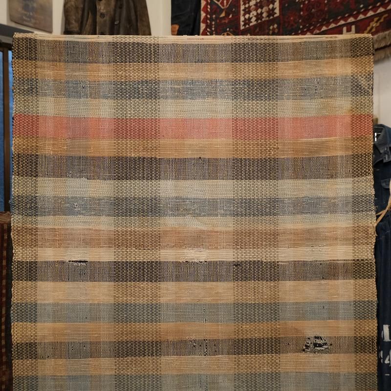 1920's ANTIQUE DANBOLOOM RUG