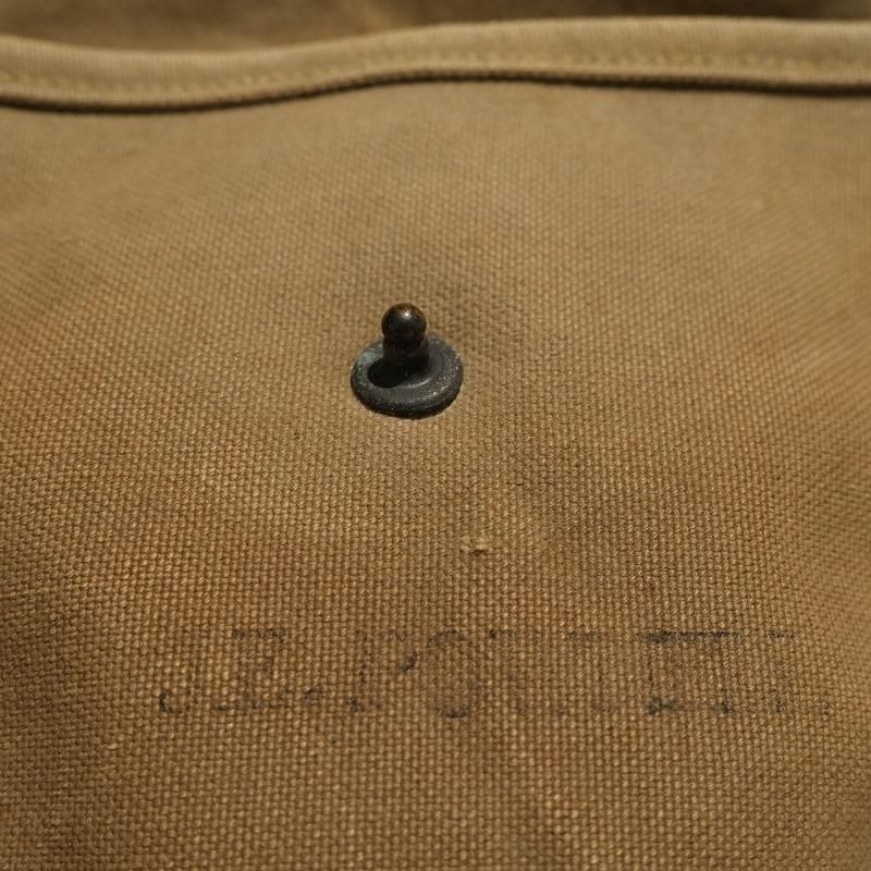 1940's WW2 THOMPSON SUBMACHINE DRUM MAGAZINE POUCH