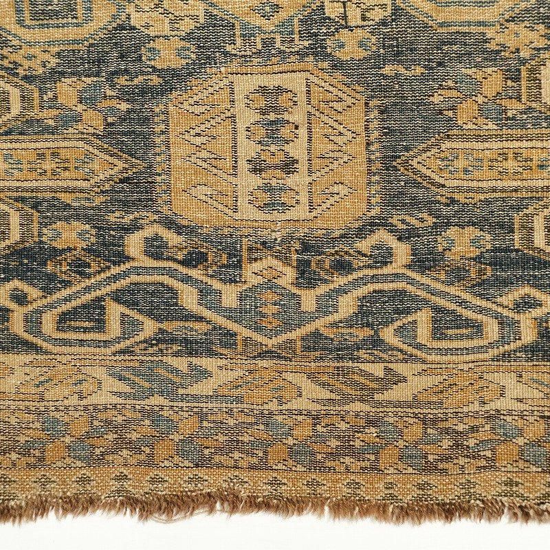 1900's ANTIQUE CAUCASIAN RUG