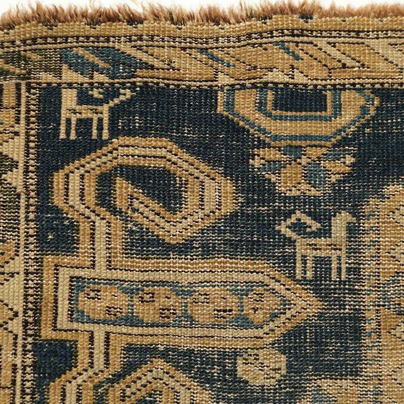 1900's ANTIQUE CAUCASIAN RUG