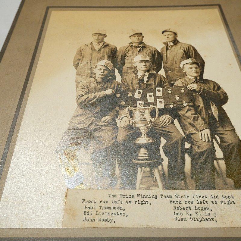 1910's WORKER PHOTO