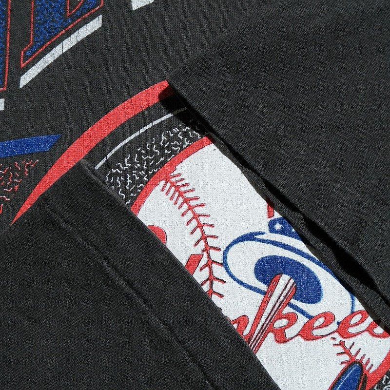 1990's NEW YORK YANKEES T-SHIRT