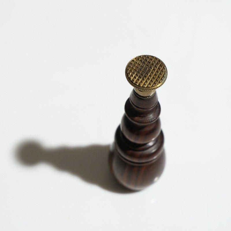1860's ANTIQUE SAPWOOD TREEN WAX SEALING STAMP