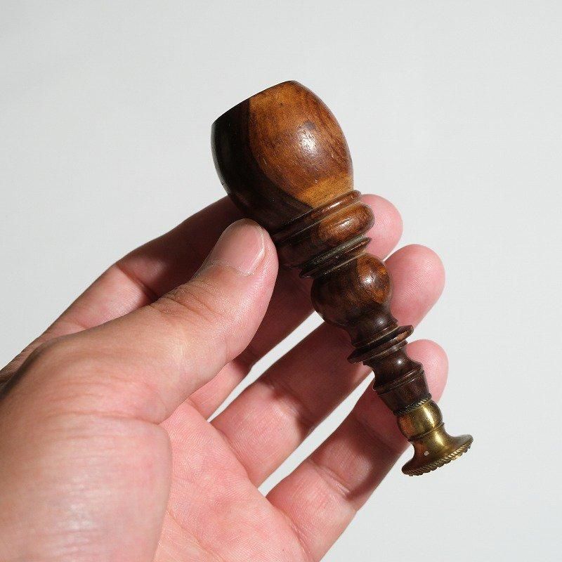 1860's ANTIQUE SAPWOOD TREEN WAX SEALING STAMP