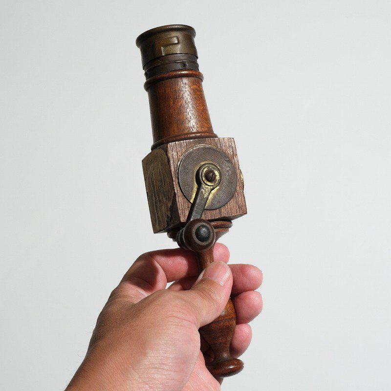 1860's ANTIQUE TREEN PEPPER MILL