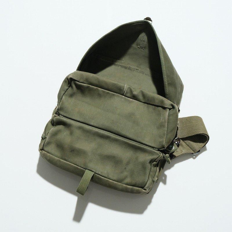 1950's U.S.MILITARY SHOULDER KIT BAG