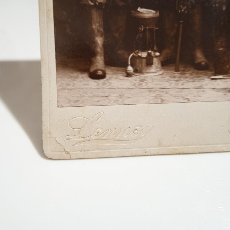 1900's WORKER PHOTO