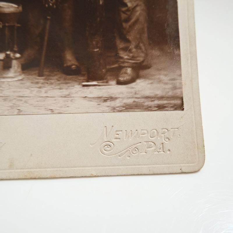 1900's WORKER PHOTO