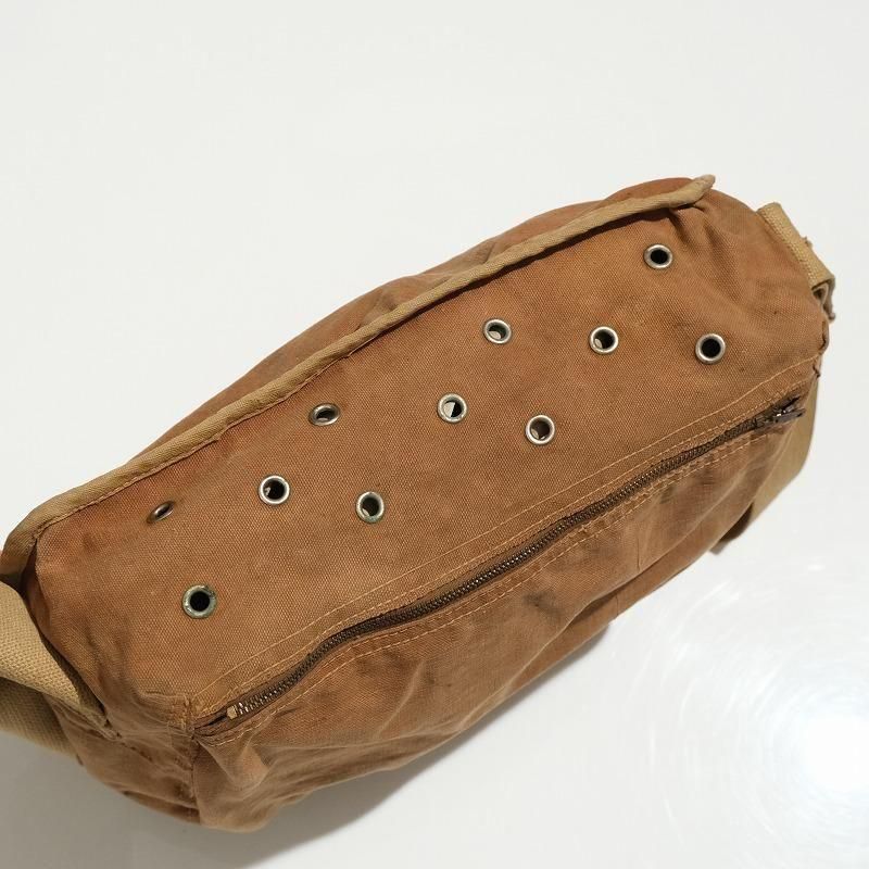 1940's BROWN DUCK HUNTING SHOULDER BAG