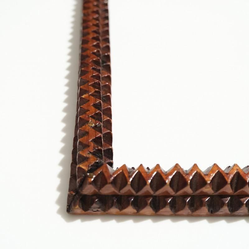 ANTIQUE WOODEN FRAME