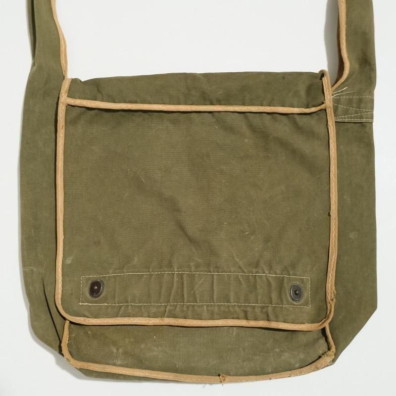 1940's CANVAS SHOULDER BAG
