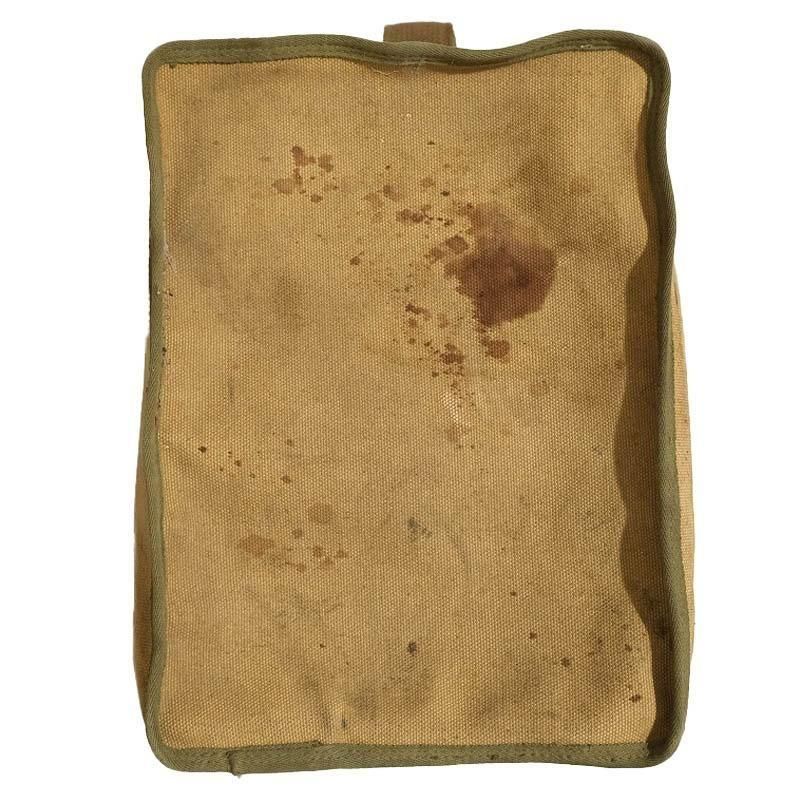 1940's U.S.MILITARY CROWN ZIPER BAG