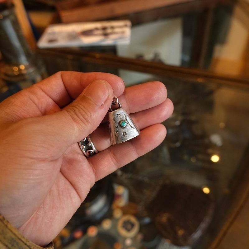 1940's NAVAJO MOTHER-IN-LAW BELL