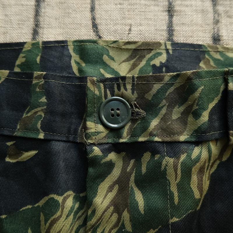 1960's TIGER STRIPE ZIG ZAG PATTERN TROUSERS