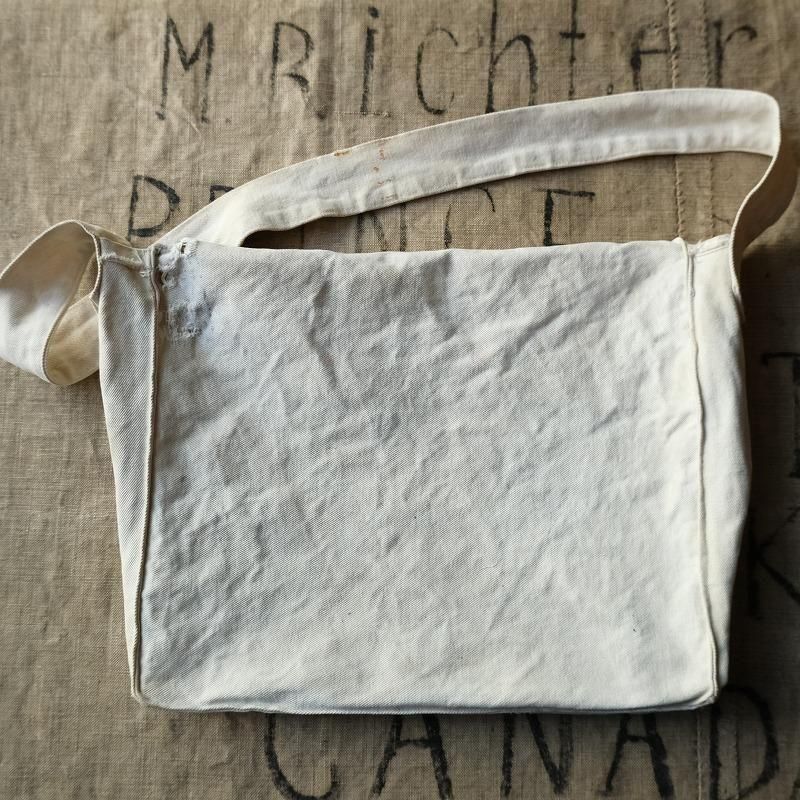 1950's CANVAS SHOULDER BAG