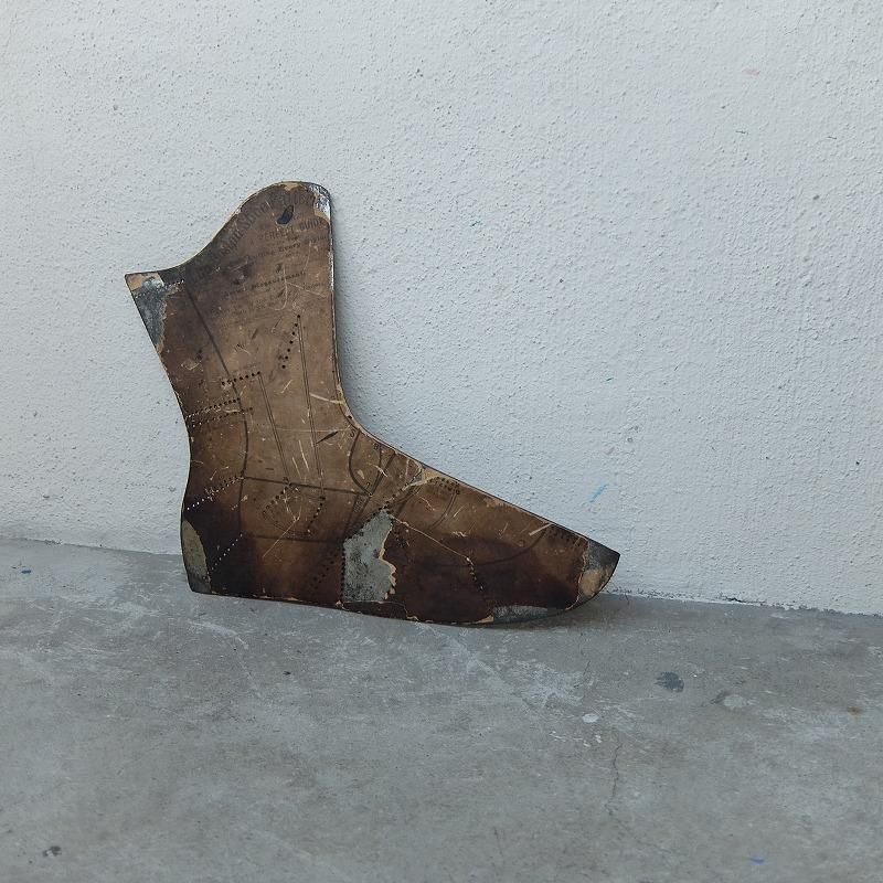 1900's The Boston Shoe Pattern 