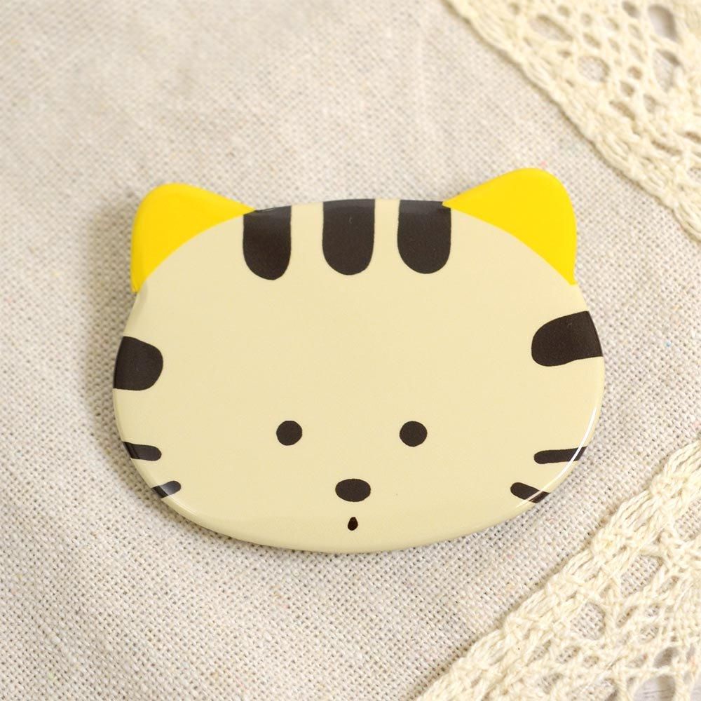 ねこ型缶バッジ(トラ)TA - タマ&フレンズ 公式オンラインショップ ねこ型缶バッジ(トラ)TA - タマ&フレンズ 公式オンラインショップ