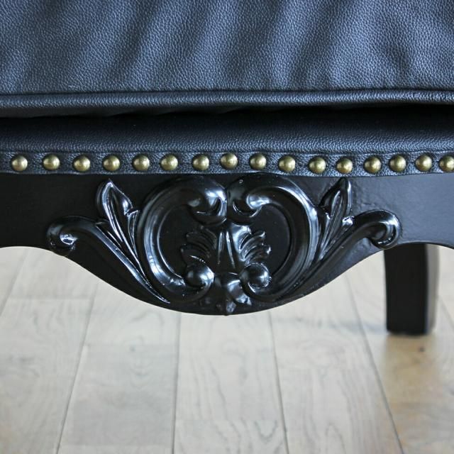 ロココ調　クラシックスタイルソファ 黒　合成皮革　イタリア調家具 ロココ調 クラシックスタイルソファ 黒 合成皮革 イタリア調家具