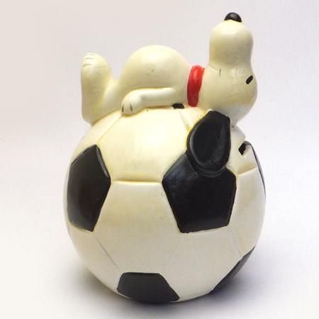 ラベル付 Determined スヌーピーサッカーボール コインバンク ファイヤーキング アメリカ雑貨専門店kino Shop ラベル付 Determined スヌーピーサッカーボール コインバンク ファイヤーキング アメリカ雑貨専門店kino Shop