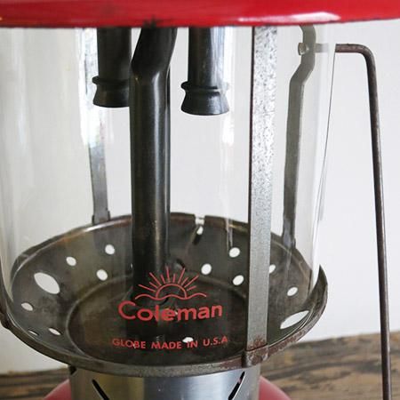 オールドコールマンランタン、220Eモデル、レッドカラー、1965年 オールドコールマンランタン、220Eモデル、レッドカラー、1965年